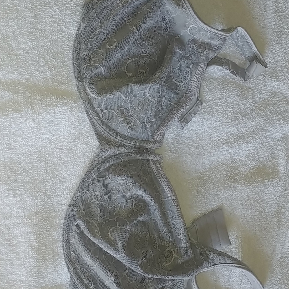Bali bra 42DD
